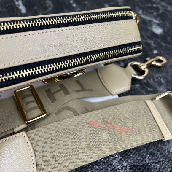 NWOT MARC JACOBS the snapshot shoulder bag - Picture 9 of 11